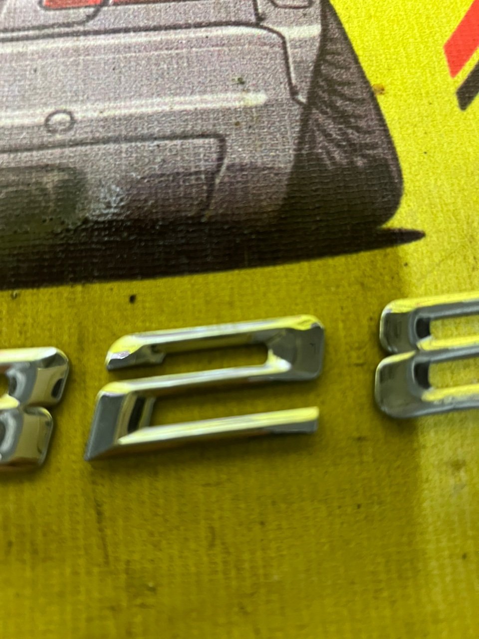 Эмблема, 1100 рублей, Орёл