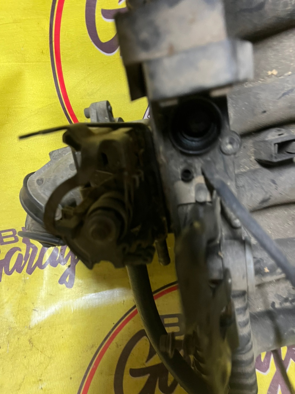 Впускной коллектор, 2000 рублей, Орёл