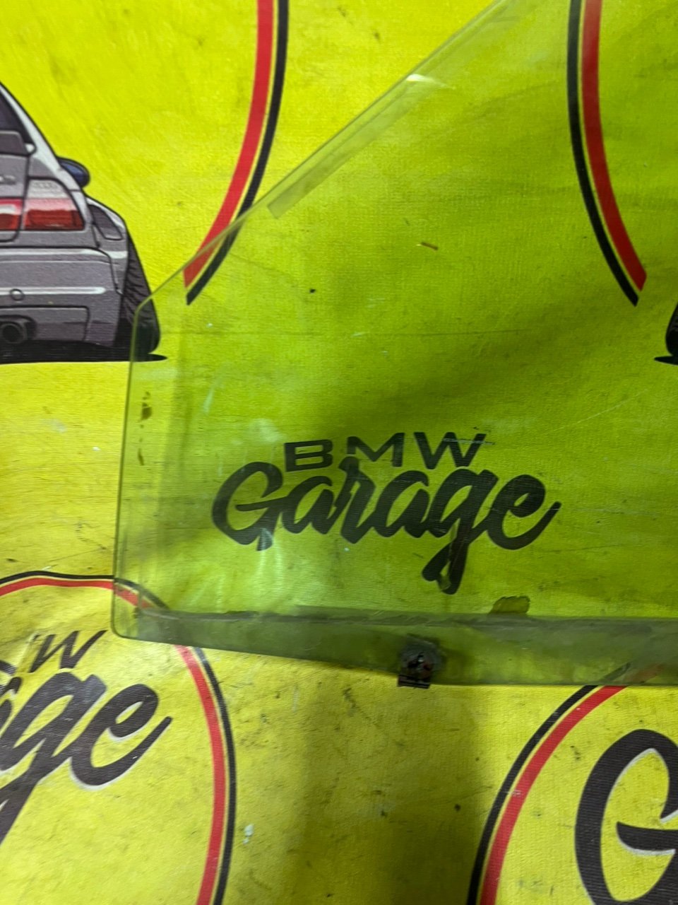 Стекло двери, 1000 рублей, Орёл