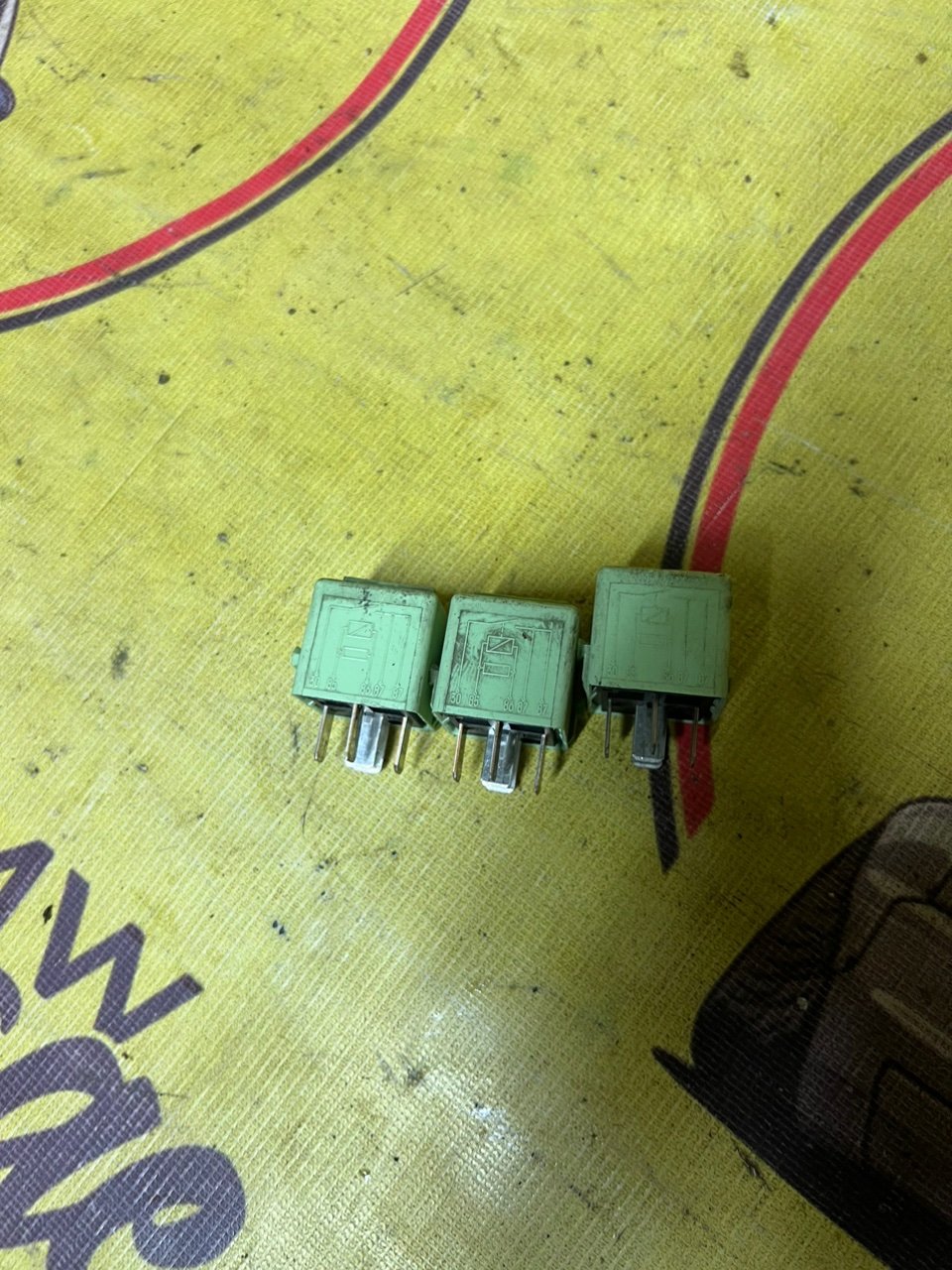 Реле, 500 рублей, Орёл