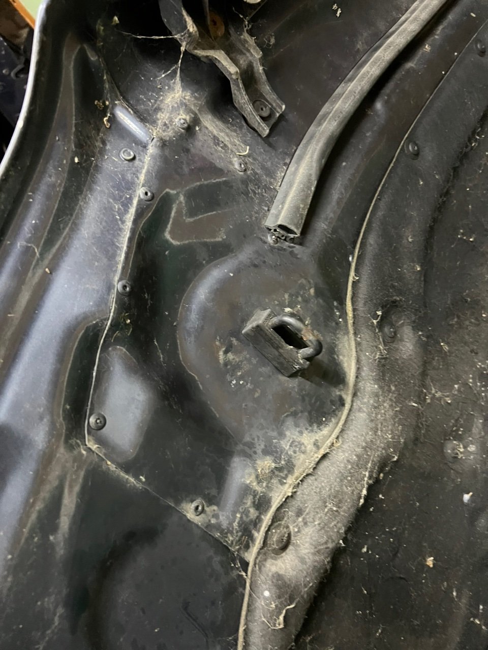 Капот, 8000 рублей, Орёл