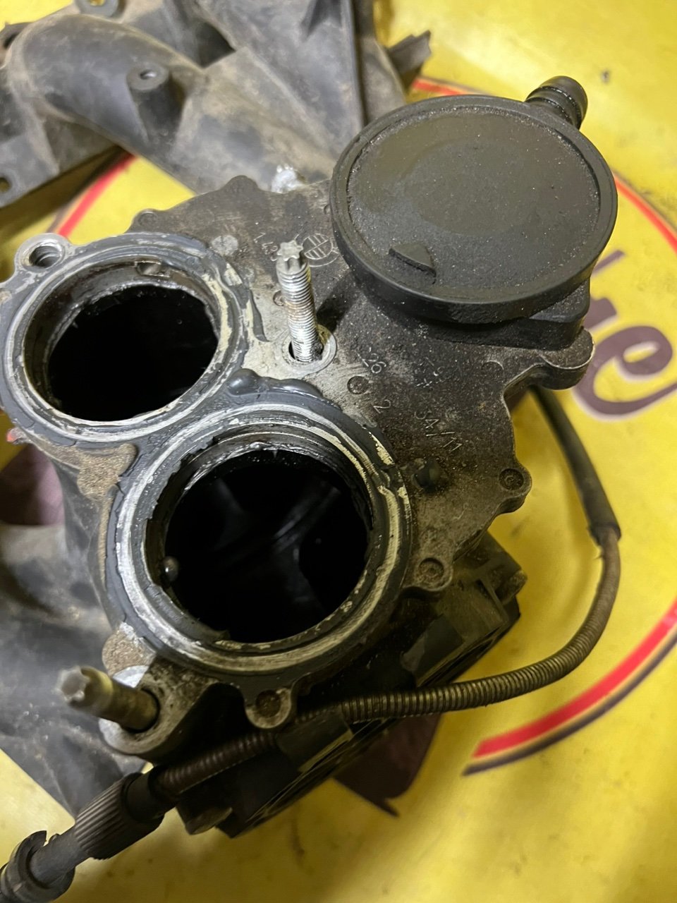 Коллектор впускной, 2000 рублей, Орёл