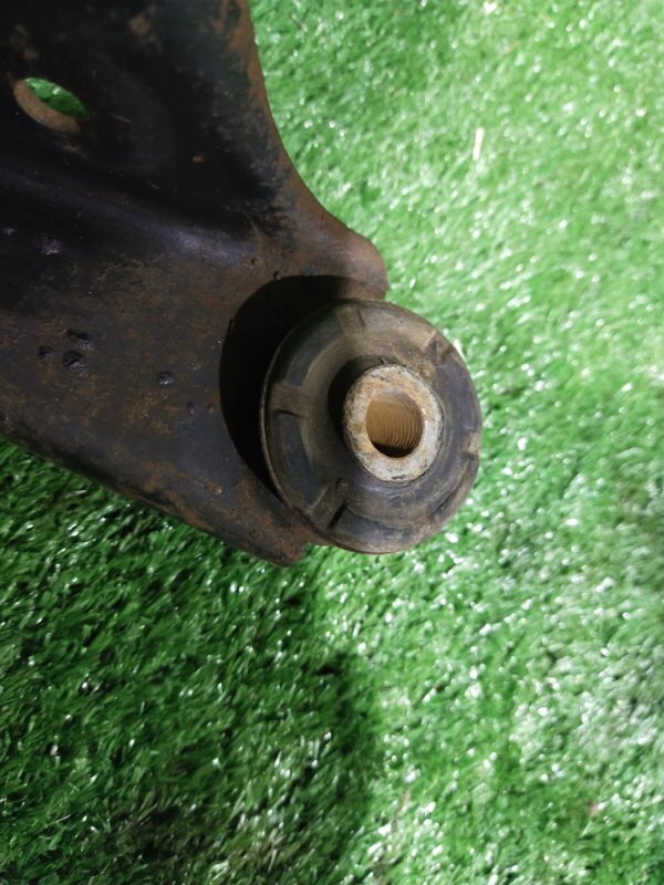 Рычаг подвески нижний, 1500 рублей, Красноярск