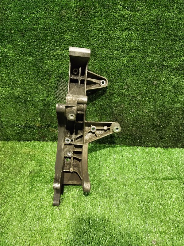 Кронштейн генератора, 300 рублей, Красноярск