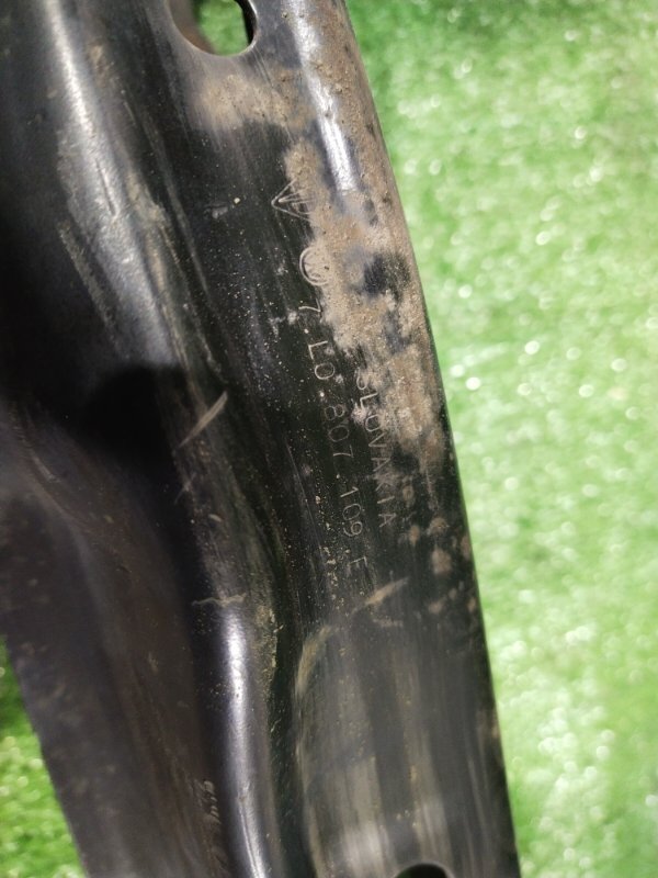 Усилитель бампера, 1100 рублей, Красноярск