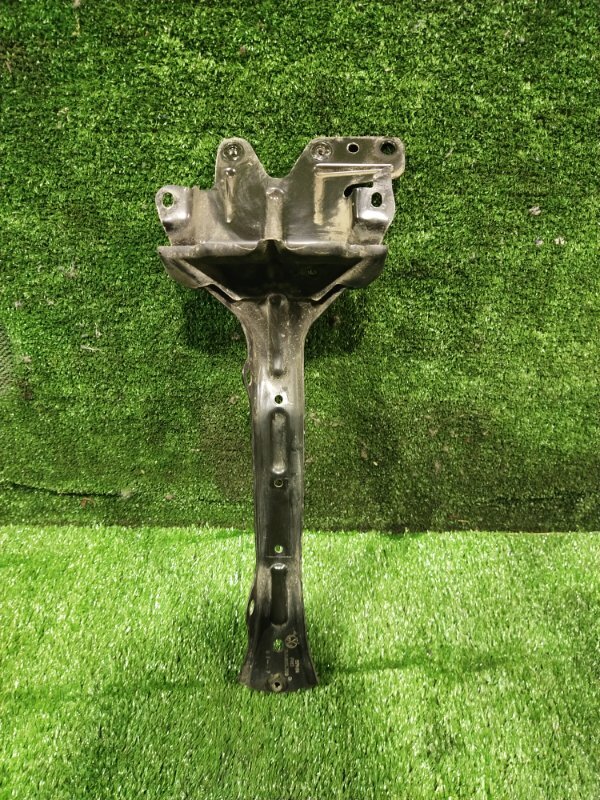 Кронштейн замка капота, 300 рублей, Красноярск