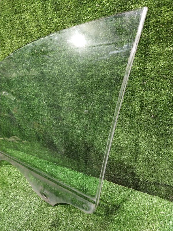 Стекло боковое, 500 рублей, Красноярск