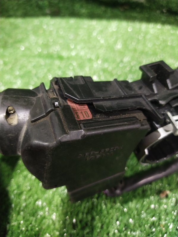 Блок подрулевых переключателей, 2000 рублей, Красноярск