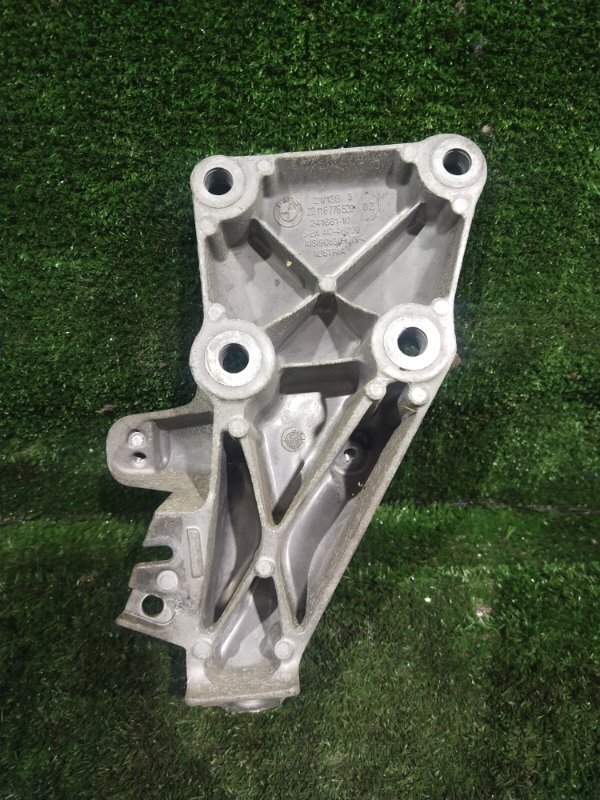 Кронштейн двигателя, 700 рублей, Красноярск