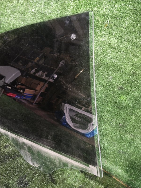 Стекло боковое, 1500 рублей, Красноярск