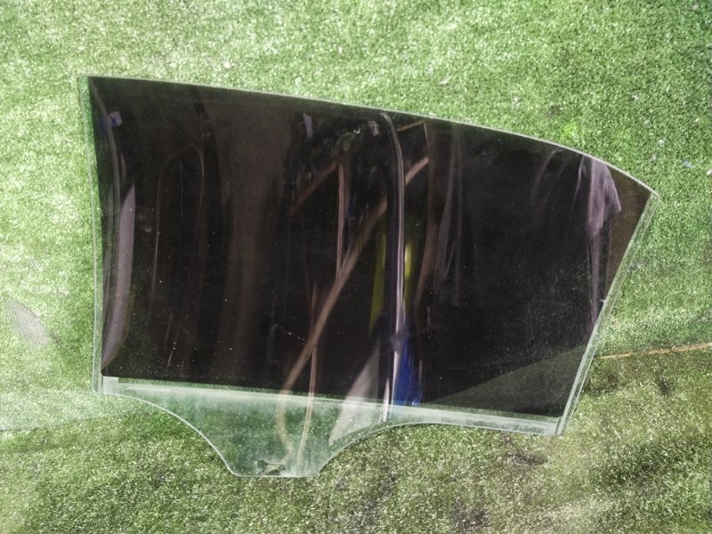 Стекло боковое, 1500 рублей, Красноярск