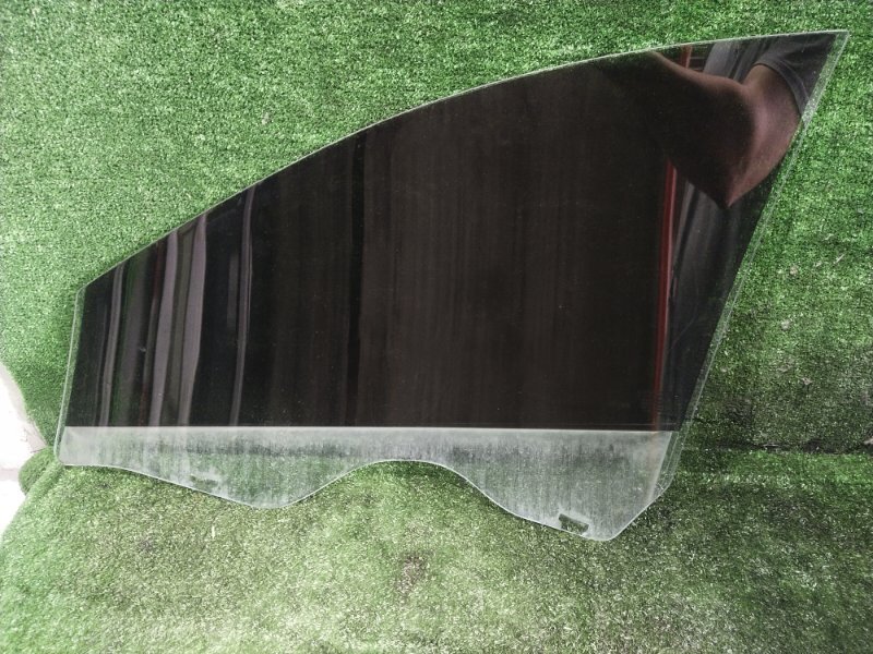 Стекло боковое, 1400 рублей, Красноярск