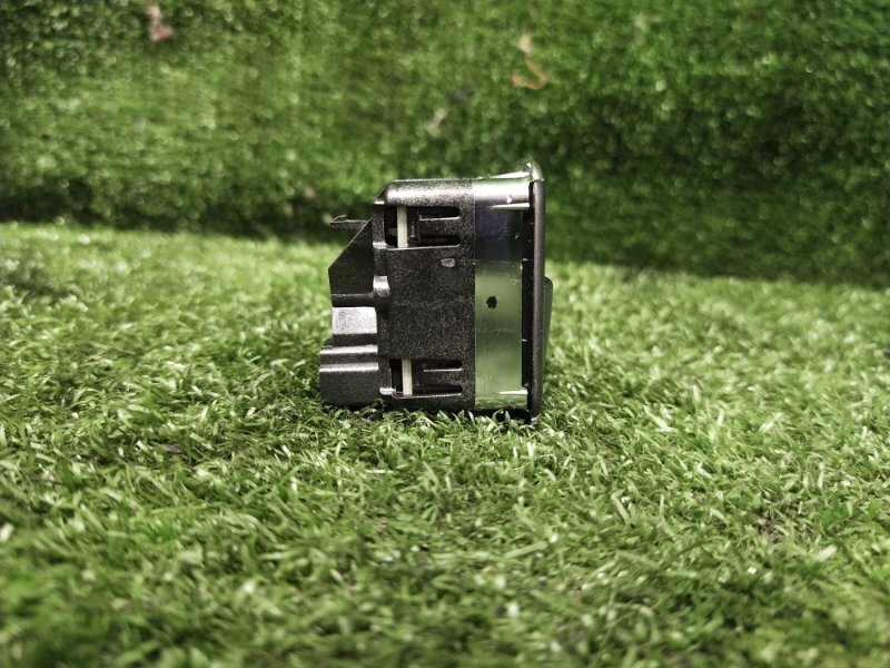 Кнопка открывания багажника, 400 рублей, Красноярск