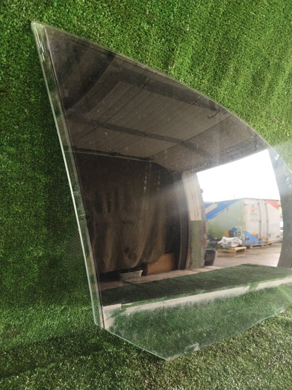 Стекло боковое, 3500 рублей, Красноярск