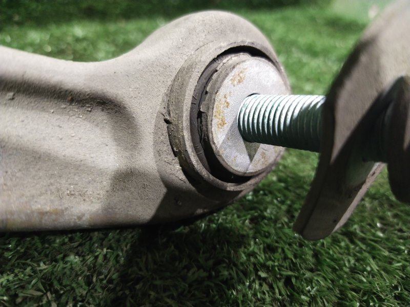 Рычаг подвески верхний, 1200 рублей, Красноярск