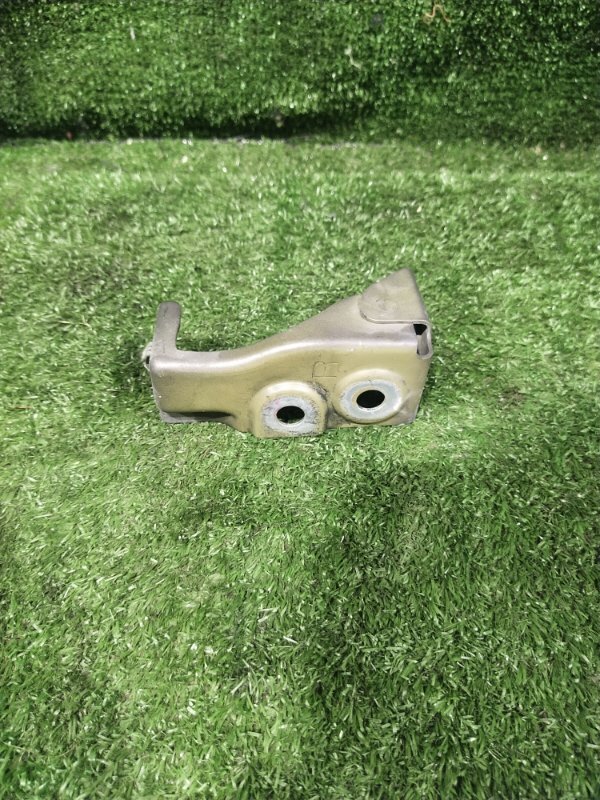 Кронштейн фары, 1000 рублей, Красноярск