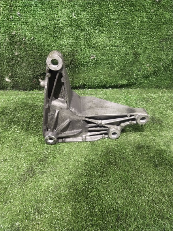 Кронштейн КПП, 300 рублей, Красноярск