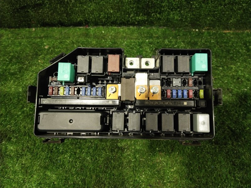 Блок предохранителей под капот, 3000 рублей, Красноярск