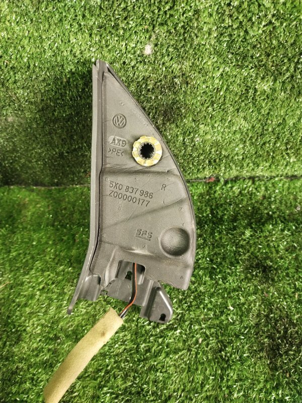 Накладка крепления зеркала, 500 рублей, Красноярск