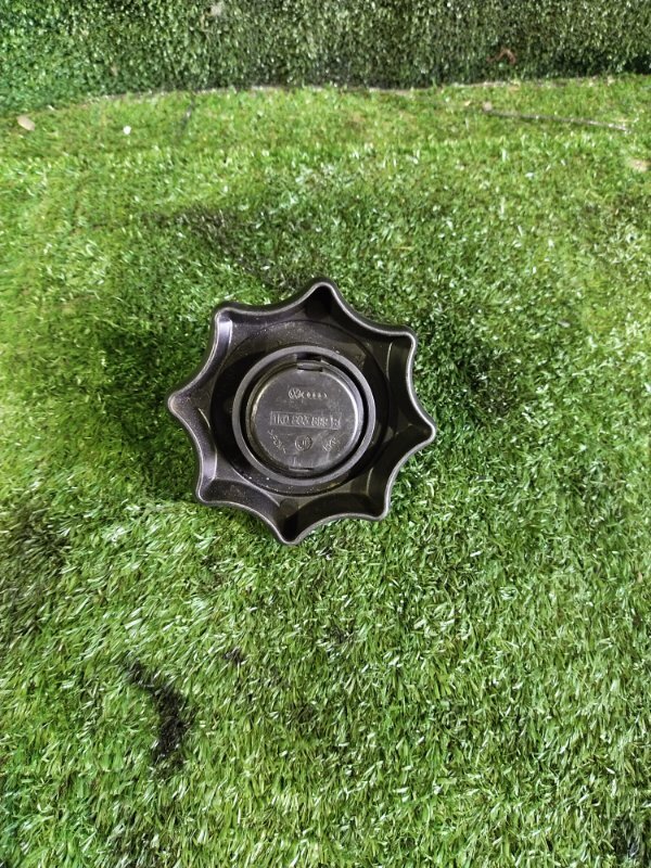 Болт крепления запасного колеса, 500 рублей, Красноярск