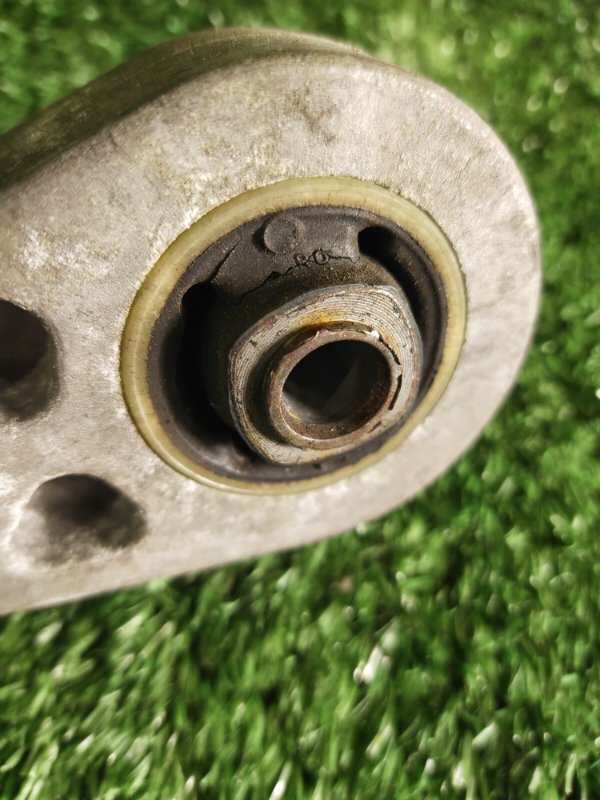 Подушка двигателя, 500 рублей, Красноярск