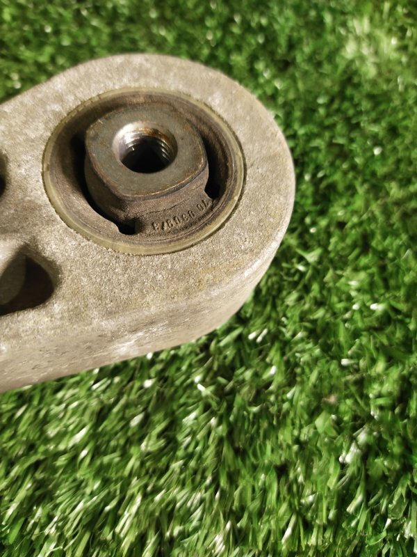 Подушка двигателя, 500 рублей, Красноярск