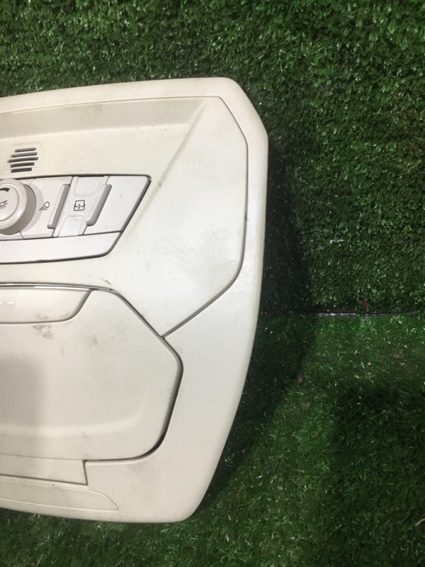 Плафон салона, 1000 рублей, Красноярск