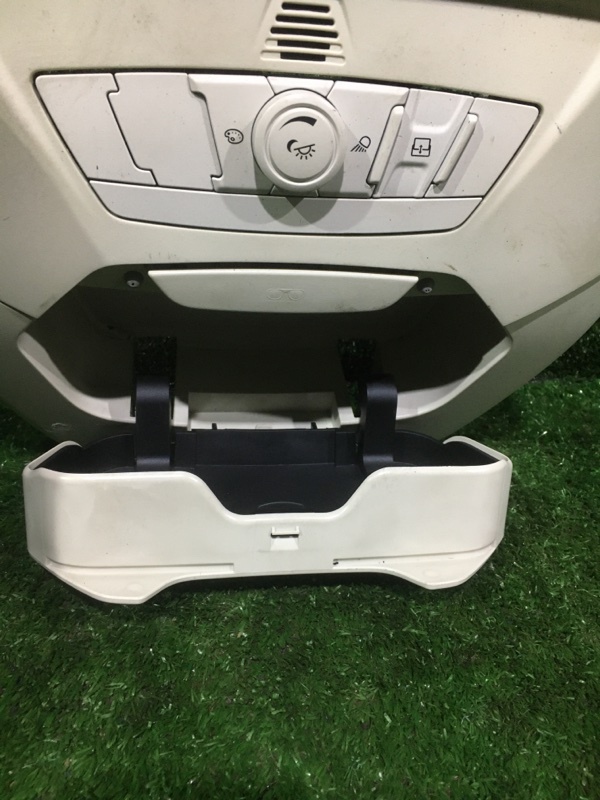 Плафон салона, 1000 рублей, Красноярск