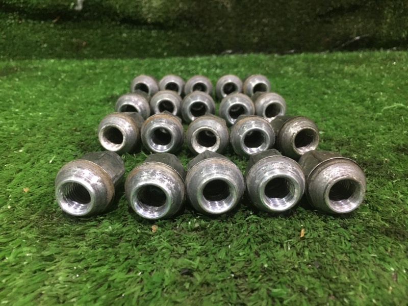 Гайка колесная, 1000 рублей, Красноярск