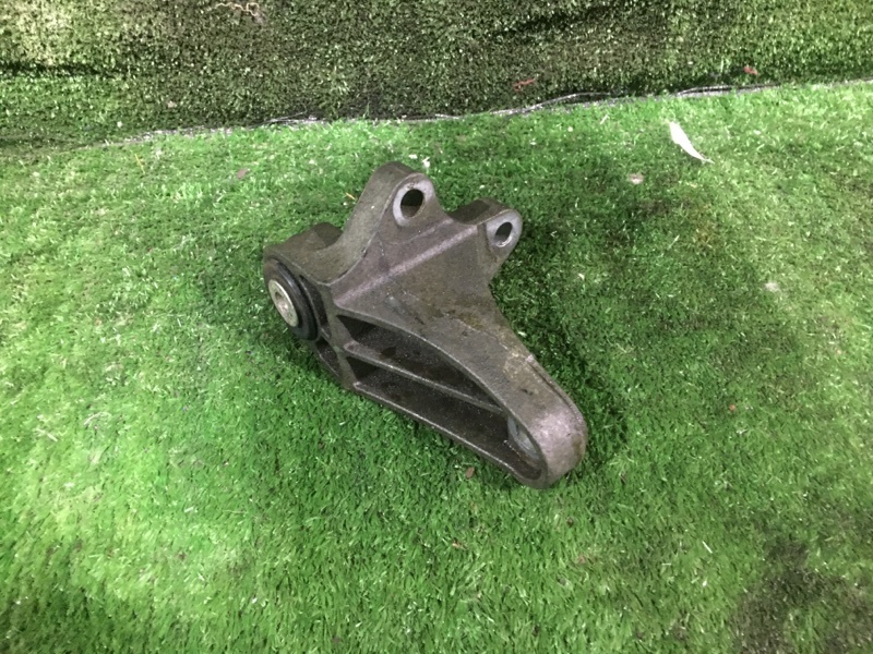 Кронштейн КПП, 2000 рублей, Красноярск