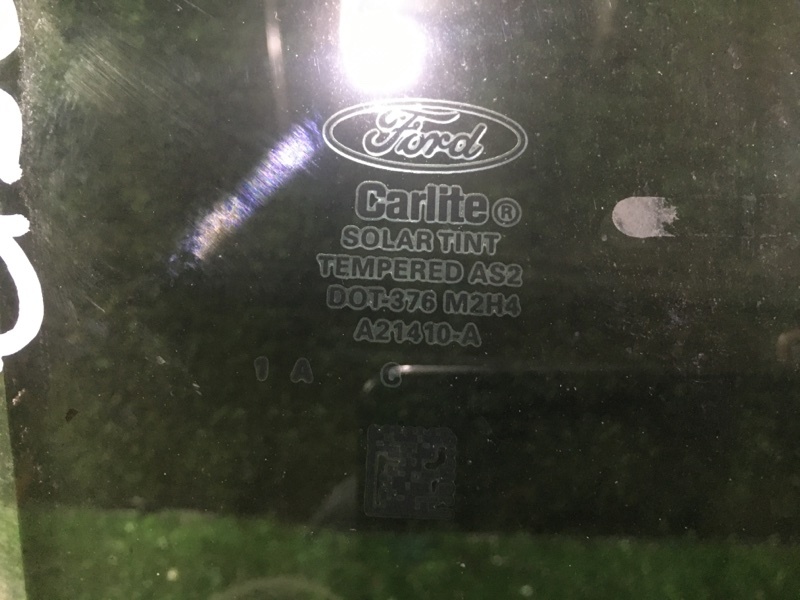 Стекло боковое, 1700 рублей, Красноярск