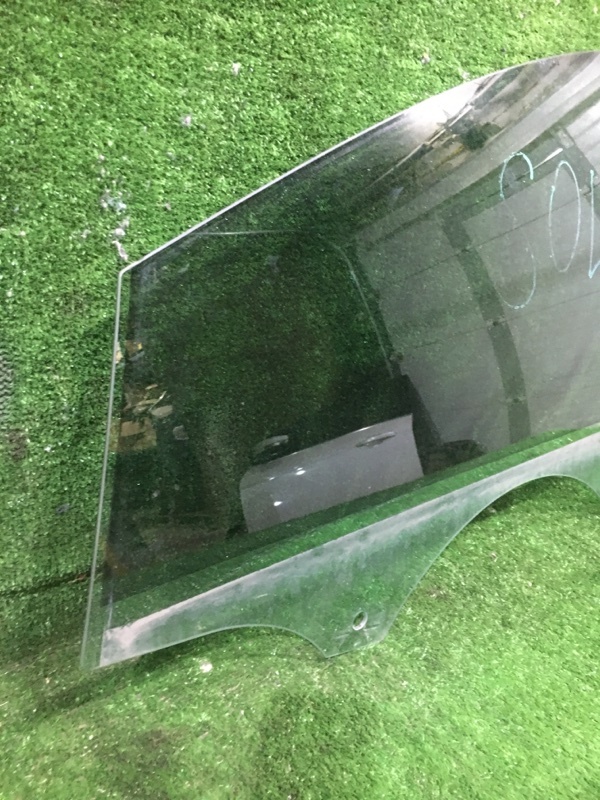 Стекло боковое, 1700 рублей, Красноярск