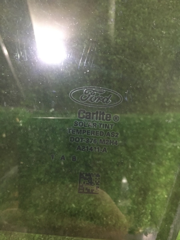 Стекло боковое, 1700 рублей, Красноярск