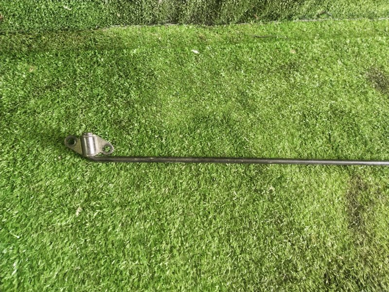 Упор капота, 500 рублей, Красноярск