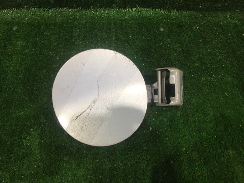 Лючок топливного бака, 500 рублей, Красноярск