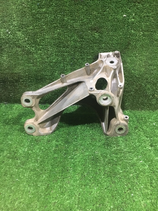 Кронштейн двигателя, 700 рублей, Красноярск