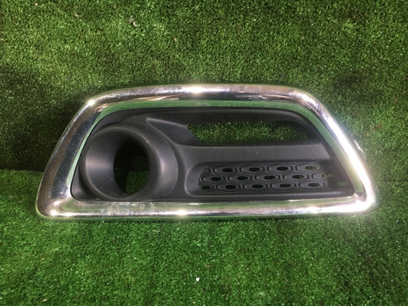 Накладка противотуманной фары, 2000 рублей, Красноярск