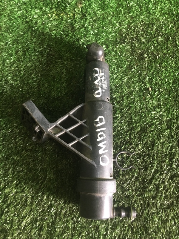 Форсунка омывателя фар, 1000 рублей, Красноярск