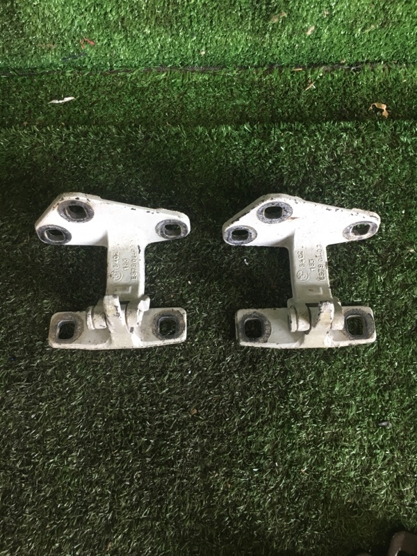 Петля двери багажника, 200 рублей, Красноярск