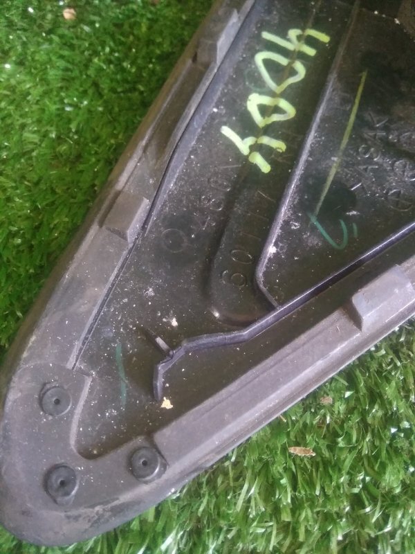 Уголок крыла, 200 рублей, Красноярск