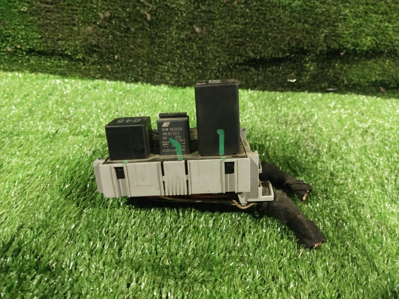 Блок предохранителей салонный, 1000 рублей, Красноярск