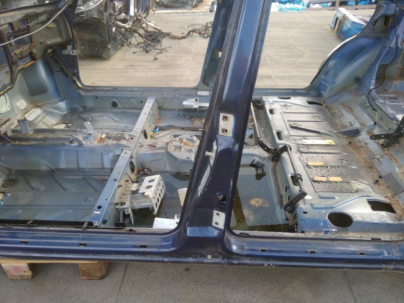 Центральная стойка кузова, 1500 рублей, Красноярск