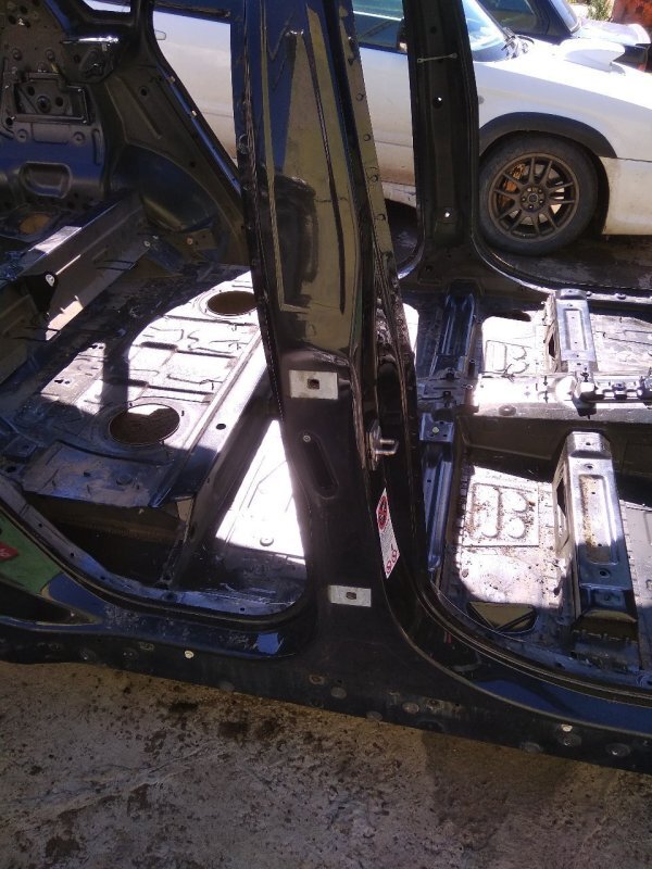 Центральная стойка кузова, 7500 рублей, Красноярск