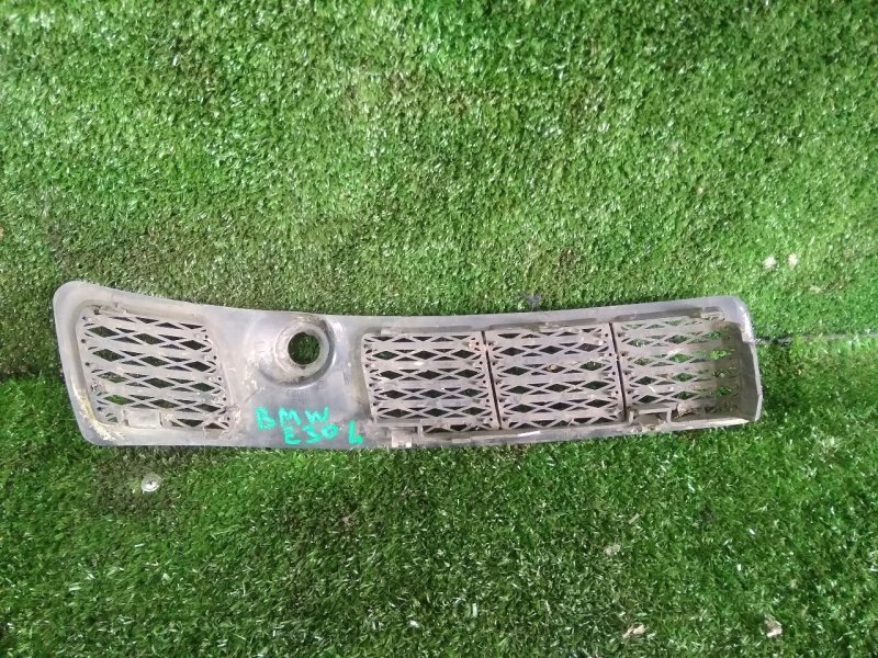 Решетка под лобовое стекло, 500 рублей, Красноярск