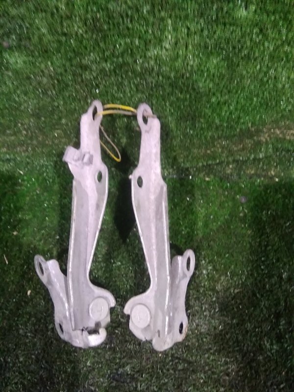 Петля капота, 200 рублей, Красноярск