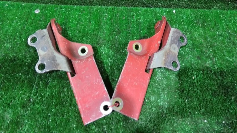 Петля капота, 100 рублей, Красноярск