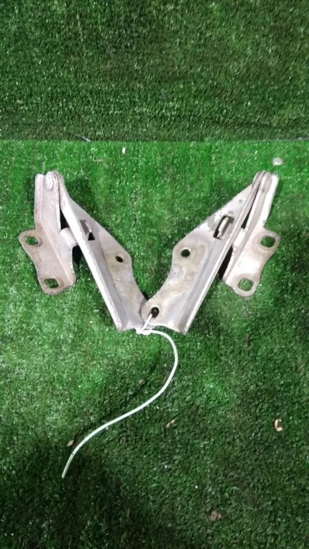 Петля капота, 100 рублей, Красноярск