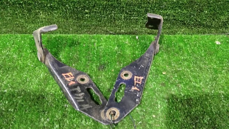 Петля капота, 100 рублей, Красноярск