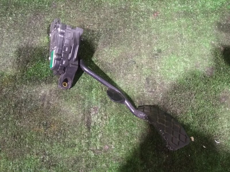 Педаль газа, 300 рублей, Красноярск