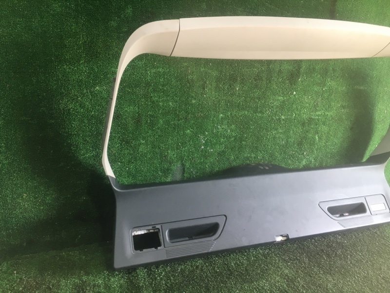 Обшивка двери багажника, 1000 рублей, Красноярск